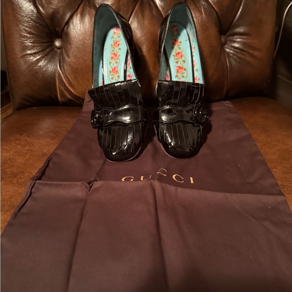 Gucci Marmont Black Patent Fringe Pumps EU37 / US7 w/ Box & Dust Bag